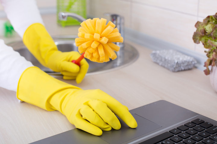 Reinigungs-Tipps für Notebooks – Wie ihr Tastatur und Co. wieder richtig sauber bekommt